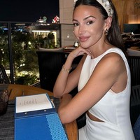 Michelle Keegan adalah wanita Inggris berusia 36 tahun. Dia memulai perannya sebagai Tina di serial Coronation Street di ITV dari 2008 sampai 2014. Foto: dok. Instagram Michelle Keegan