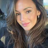 Meski banyak yang membahas tentang Michelle jadi gadis Bond berikutnya, belum ada pula konfirmasi yang pasti. Begitu juga aktor mana yang akan berperan sebagai James Bond baru belum terkonfirmasi, setelah keluarnya Daniel Craig. Nama seperti Aaron Taylor-Johnson diprediksi cocok memerankannya. Foto: dok. Instagram Michelle Keegan