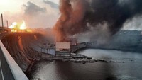 Rusia menyerang bendungan terbesar di Ukraina, DniproHES di wilayah selatan Zaporizhzhia, sebanyak delapan kali dalam serangan besar-besaran pada Jumat (22/3), kata seorang pejabat di kantor kejaksaan.