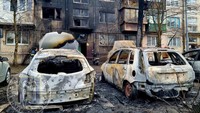 Rusia melancarkan serangan rudal ke Kyiv, ibu kota Ukraina, pada Kamis pagi (21/3), melukai sedikitnya 10 orang dan merusak bangunan tempat tinggal dan fasilitas industri, kata pejabat kota, meskipun pertahanan udara berhasil menjatuhkan semua rudal tersebut.