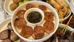 Sedap! Bubur Ase khas Betawi hingga Gohyong Viral di Resto Hotel Ini