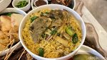 Sedap! Bubur Ase khas Betawi hingga Gohyong Viral di Resto Hotel Ini