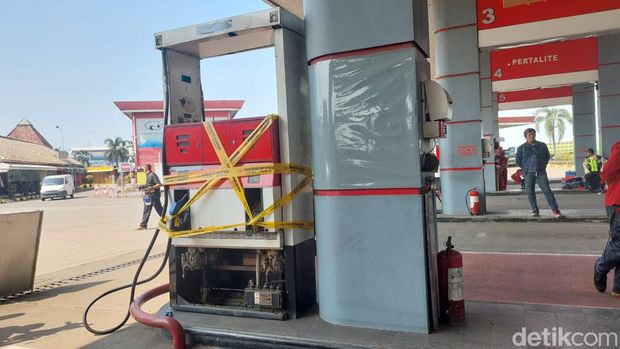 Zulhas Segel SPBU Curangi Meteran di Rest Area KM 42 Tol Jakarta-Cikampek