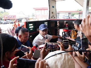 Zulhas Temukan 4 SPBU di Karawang-Bandung Curangi Meteran: Jangan Main-main