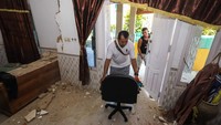 Badan Meteorologi, Klimatologi, dan Geofisika (BMKG) mencatat terjadi 229 kali gempa di Pulau Bawean, Jawa Timur (Jatim), sejak Jumat (22/3). 