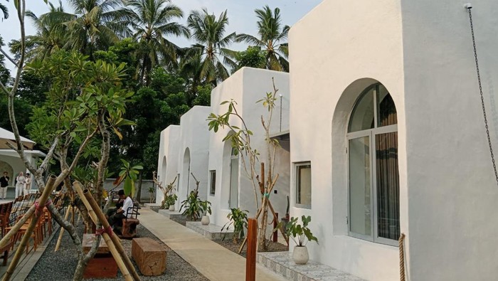 Homestay untuk staycation di Banyuwangi.