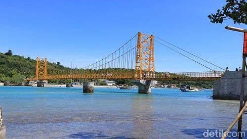 Jembatan Kuning Nusa Lembongan, Nusa Penida Klungkung. (Putu Krista/detikBali).