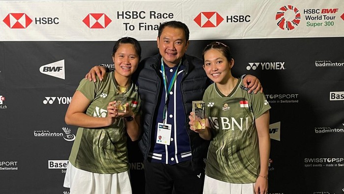 Lanny Tria Mayasari, Eng Hian, Ribka Sugiarto
