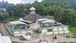 Masjid di Bawean Ambruk Diguncang Gempa