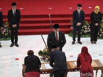 Momen Pelantikan Anggota KPU Provinsi Maluku dan 37 Anggota Kabupaten/Kota
