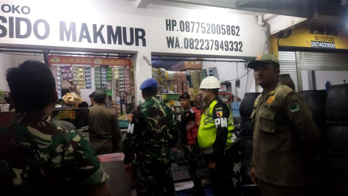 operasi gabungan miras tak berizin kota malang