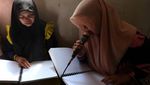 Penyandang Disabilitas Tunanetra Ikut Tadarus Al-Quran Braille