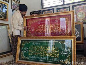 Berkah Ramadan, Omzet Perajin Kaligrafi di Tulungagung Meroket 150%