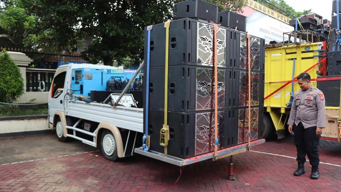 Polisi amankan truk sound horeg