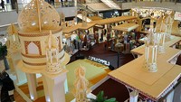 Beberapa performance juga disiapkan Lippo Mall Kemang untuk melengkapi Majestic Moonlight Ramadan dengan menampilkan keindahan tarian timur tengah seperti tarian rebana, lantern dance dan lantunan musik Darbuka yang akan mengiringi dan menemani pengunjung ngabuburit dan berbuka puasa yang akan tampil pada setiap akhir pekan dimulai hari Sabtu pukul 18.30 WIB.