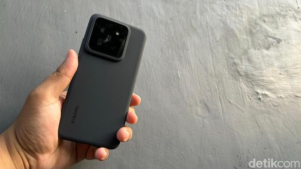 Xiaomi 14 akhirnya akan tersedia di pasar Indonesia.