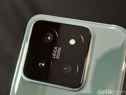 Unboxing Xiaomi 14: HP Flagship Cakep Berkamera Leica