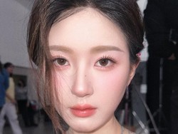 Viral Aktris Cantik Dipuji Kurus, Malah Menangis di Depan Para Penggemar