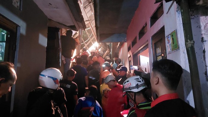 Bencana Longsor Hantam Bogor, 5 Rumah Rusak dan 2 Warga Terkubur