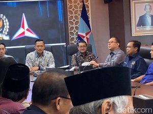 AHY Sambangi Fraksi Demokrat DPR, Gelar Pertemuan Tertutup