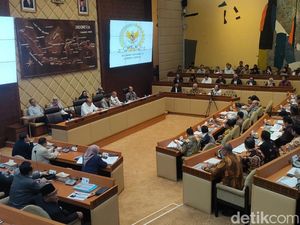 AHY Perkenalan di Komisi II: 16 Tahun di TNI, Ikut Misi Perdamaian PBB