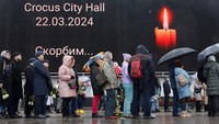Diketahui, sekelompok orang melakukan serangan membabi buta di Moskow, Rusia pada Jumat (22/3/2024). Mereka melakukan penembakan massal dan menewaskan banyak orang.  