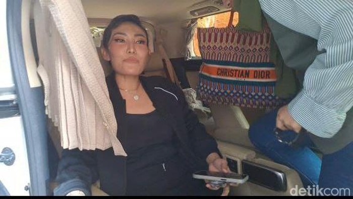 Ayu Dewi saat ditemui di kawasan Jakarta Selatan.