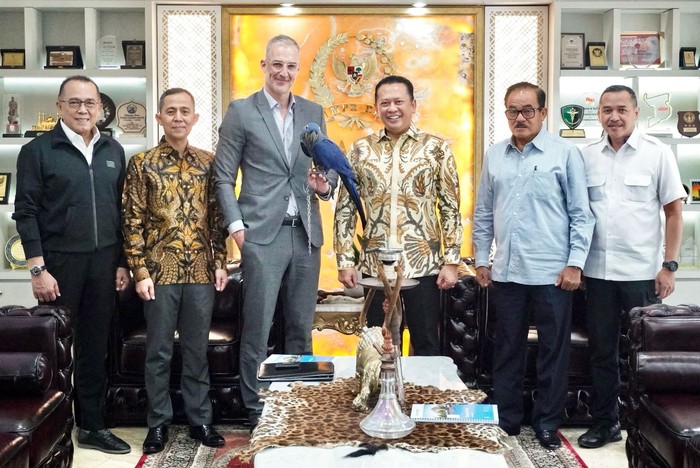 Bamsoet dan Bos Aspen Medical