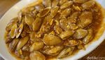 Buka Puasa Bareng Keluarga di Sini Ada Kerang Saus Singapura dan Kuwe Taliwang