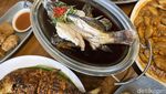 Buka Puasa Bareng Keluarga di Sini Ada Kerang Saus Singapura dan Kuwe Taliwang