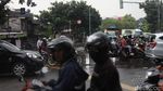 Banjir Surut, Lalin Pertigaan Hek Kramat Jati Masih Macet