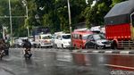 Banjir Surut, Lalin Pertigaan Hek Kramat Jati Masih Macet