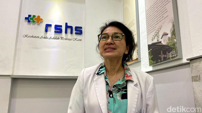 Div Infeksi dan Penyakit Tropis KSM IK Anak RSHS Dr Anggraini Alam, dr., SpA(K)