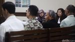 Ekspresi Karen Agustiawan di Sidang Kasus Korupsi Pengadaan LNG