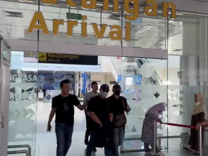 Franky ditangkap di Bandara Depati Amir Kota Pangkalpinang
