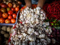Harga Sembako Sumsel 9 Mei 2024, Bawang Putih-Cabit Rawit Naik
