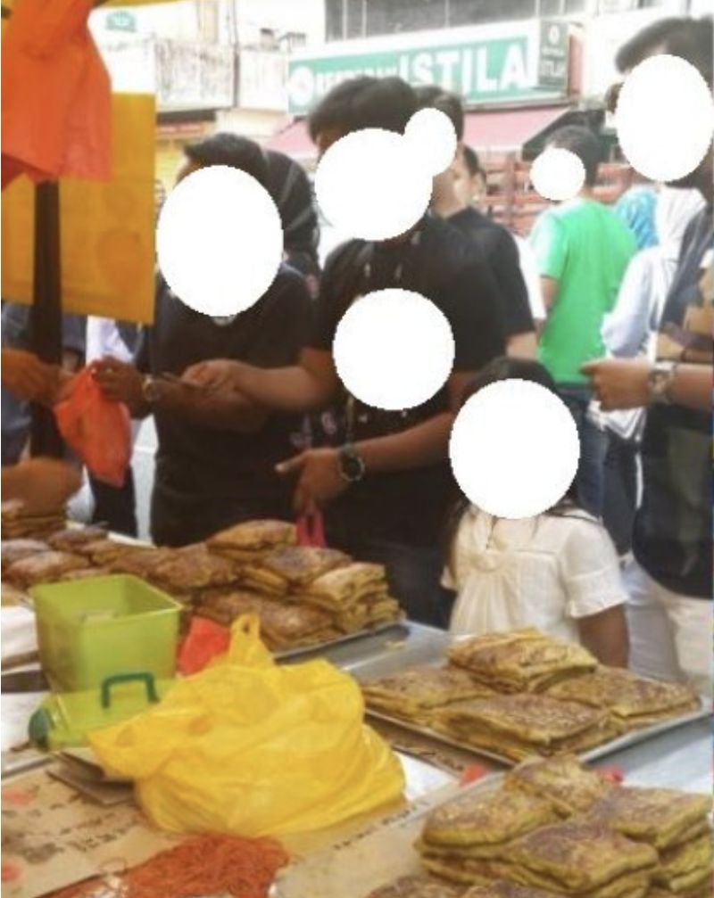 Ikut Antre Beli Takjil Martabak, Pelanggan Nonis Ini Kena Sindir