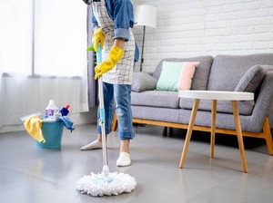10 Cara Bersihkan Rumah dari Debu dan Bau Apek Usai Mudik