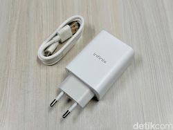 Unboxing Infinix Hot 40 Pro Free Fire Edition, HP Gaming Rp 2 Jutaan