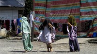Seusai melakukan Suluk, jamaah tinggal dan berdiam diri di dalam sebuah kelambu menyerupai kamar yang berukuran 2×1 meter yang terkumpul dalam satu pekarangan di luar masjid maupun di ruang kelas santri serta balai pengajian di Dayah.