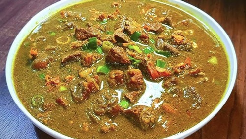 Kagape, Olahan Kikil Kuah Santan Khas Bima yang Laris Saat Ramadan