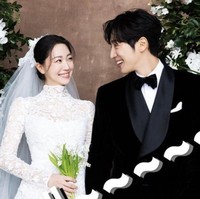 Setelah agensi mengumumkan kabar pernikahannya, Lee Sang Yeob memuji calon istrinya saat itu di acara televisi The Manager. Dikatakan wanita yang lebih muda darinya itu cerdas dan bijaksana. Foto: dok. Instagram @all_for_yeob