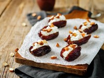 Jadi Tren, Makan Kurma dan Keju juga Disukai Nabi Muhammad SAW