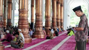 Ikon Wisata Religi di Jambi Itu Bernama Masjid Seribu Tiang