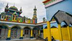 Unik Banget, Ini Dia Potret Masjid Warna-warni di Garut