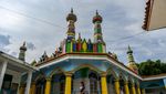 Unik Banget, Ini Dia Potret Masjid Warna-warni di Garut