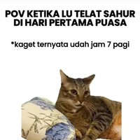 Baru hari pertama puasa sudah telat bangun sahur. Ada yang pernah ngalamin juga? Foto: Twitter