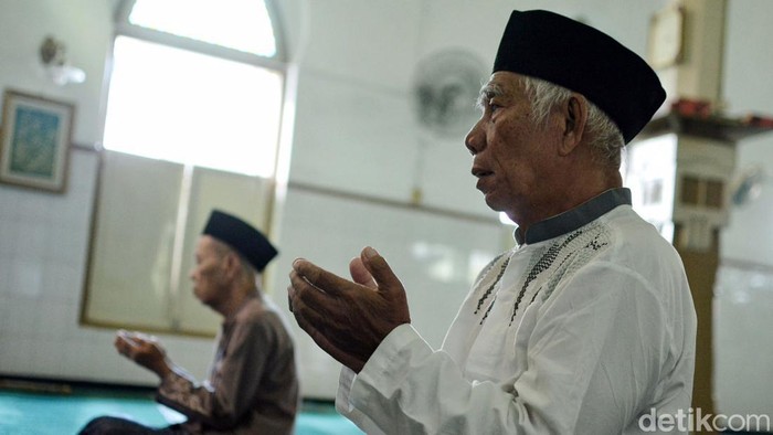 Menengok Aktivitas Masjid Jami Peneleh Saat Ramdan Menengok Aktivitas Masjid Jami Peneleh Saat Ramdan