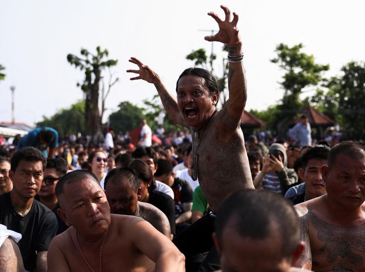 Mengintip Festival Tato Penuh Mistis di Thailand