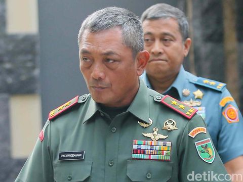 Pangdam XVII/Cenderawasih Mayjen TNI Izak Pangemanan